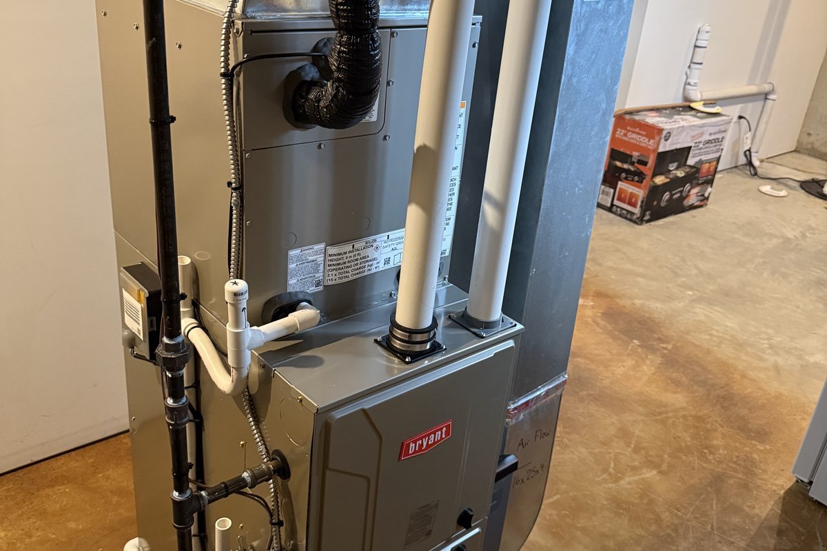 HVAC maintenance and tune-up service in Metro Detroit